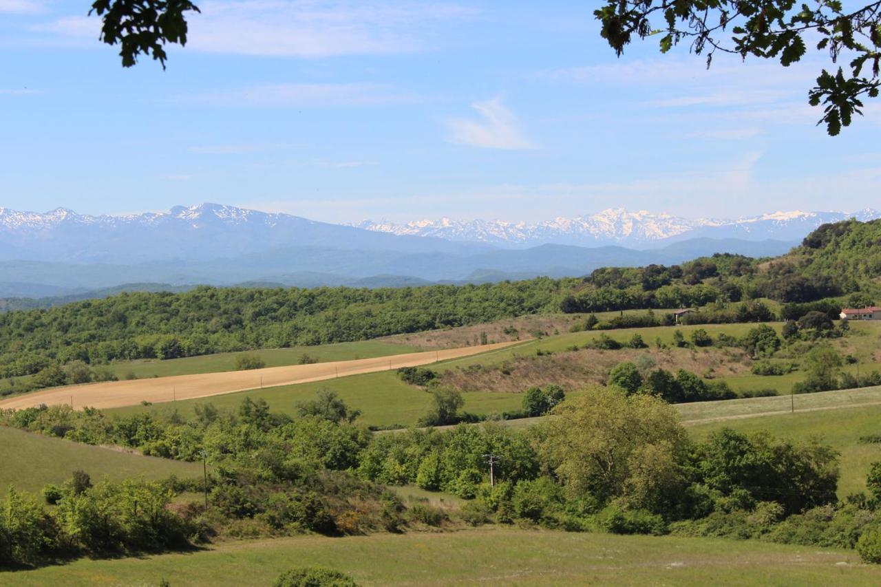 Gites Et Roulottes Au Domaine De La Trille Sainte-Foi Exteriér fotografie